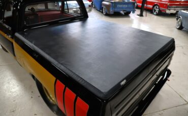 Dodge-Other-1992-Black-Red-17