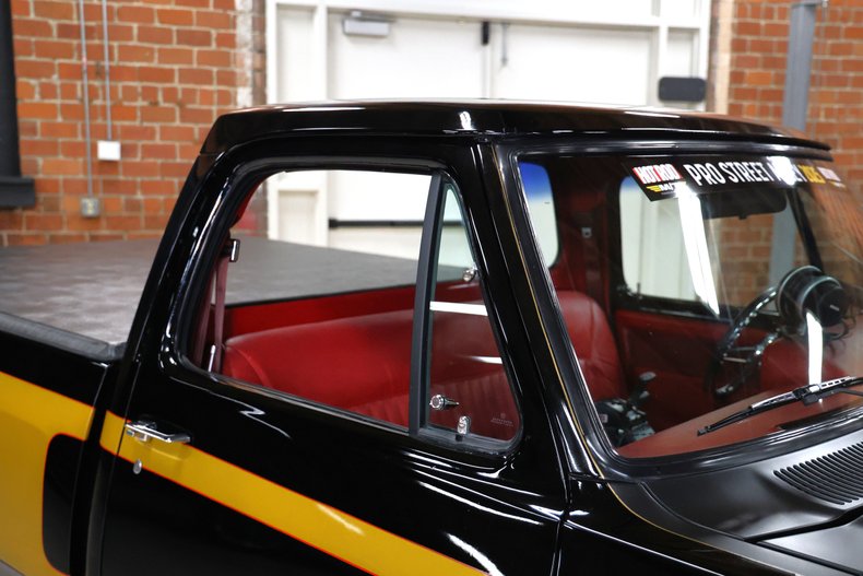 Dodge-Other-1992-Black-Red-26