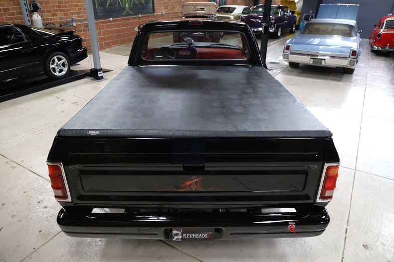 Dodge-Other-1992-Black-Red-44