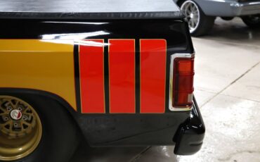 Dodge-Other-1992-Black-Red-46