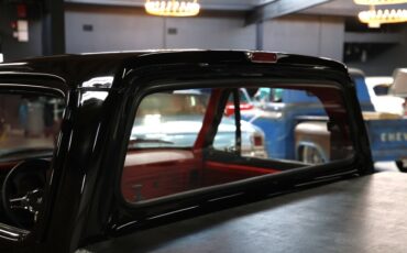Dodge-Other-1992-Black-Red-47