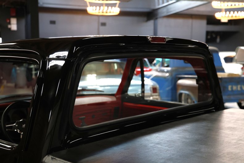 Dodge-Other-1992-Black-Red-47