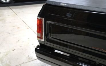 Dodge-Other-1992-Black-Red-48