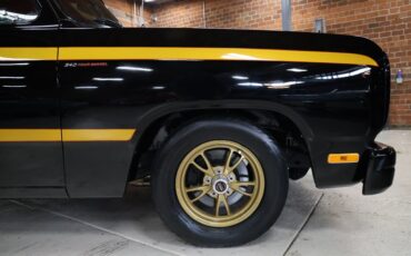 Dodge-Other-1992-Black-Red-9