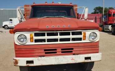 Dodge-Other-Pickups-1968-1