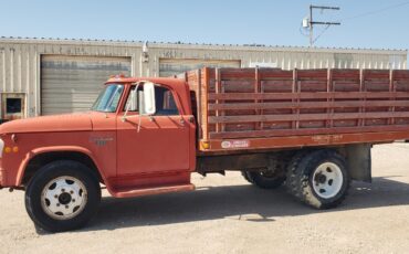 Dodge-Other-Pickups-1968-2
