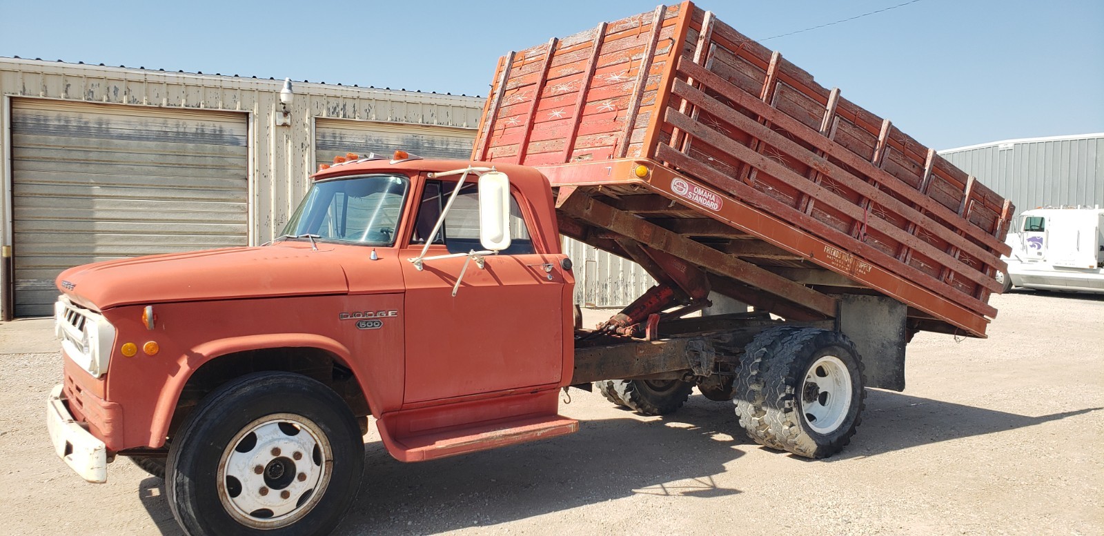 Dodge-Other-Pickups-1968-4