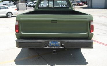 Dodge-Other-Pickups-1977-Extended-Cab-Pickup-3