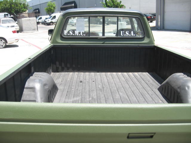 Dodge-Other-Pickups-1977-Extended-Cab-Pickup-8