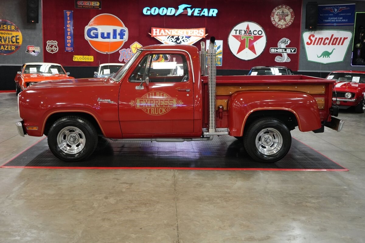 Dodge-Other-Pickups-1979-Pickup-Truck-2