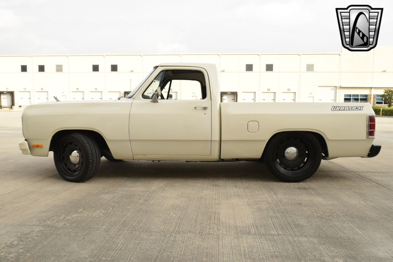 Dodge-Other-Pickups-1987-pickup-2