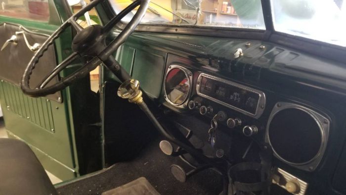 Dodge-Pickup-1950-Green-1