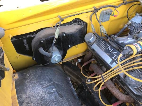 Dodge-Pickup-1981-17
