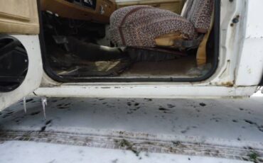 Dodge-Pickup-1985-White-5