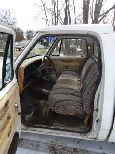 Dodge-Pickup-1985-White-6