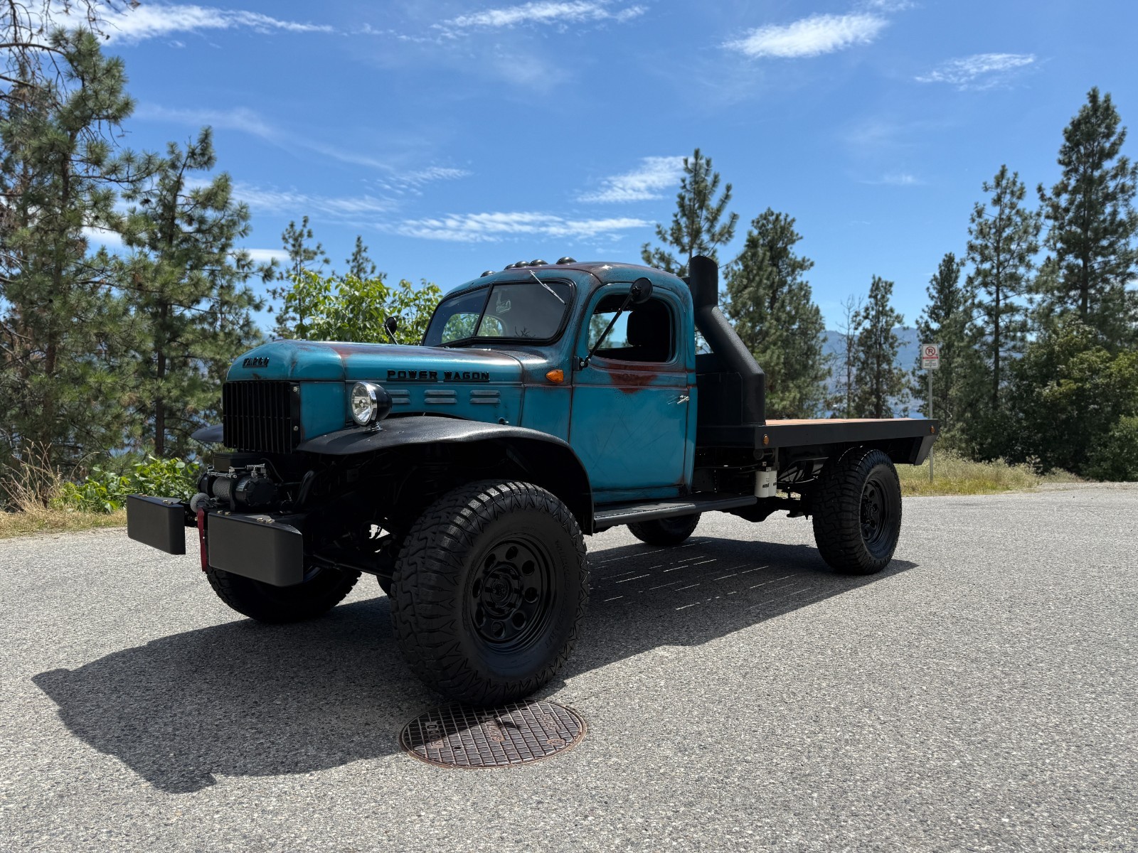 Dodge-Power-Wagon-1952