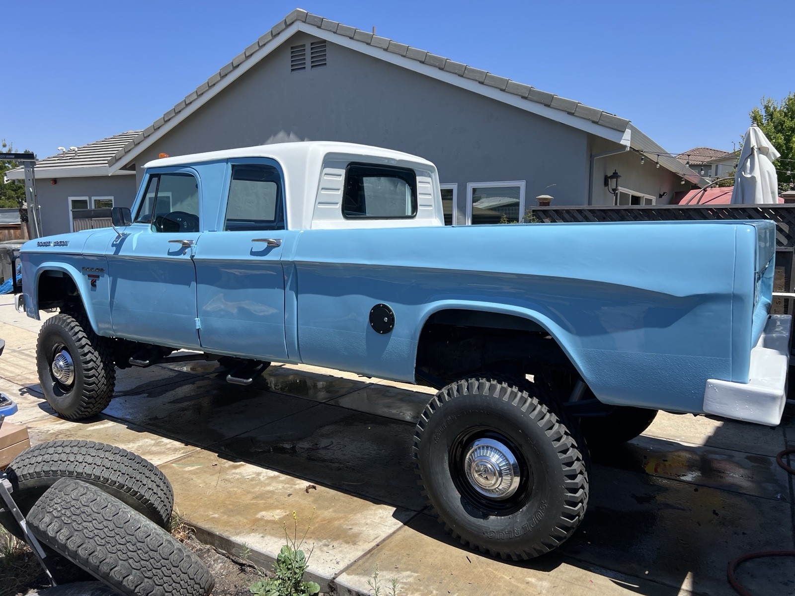 Dodge-Power-Wagon-1966-6