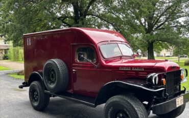 Dodge-Power-Wagon-1968-2