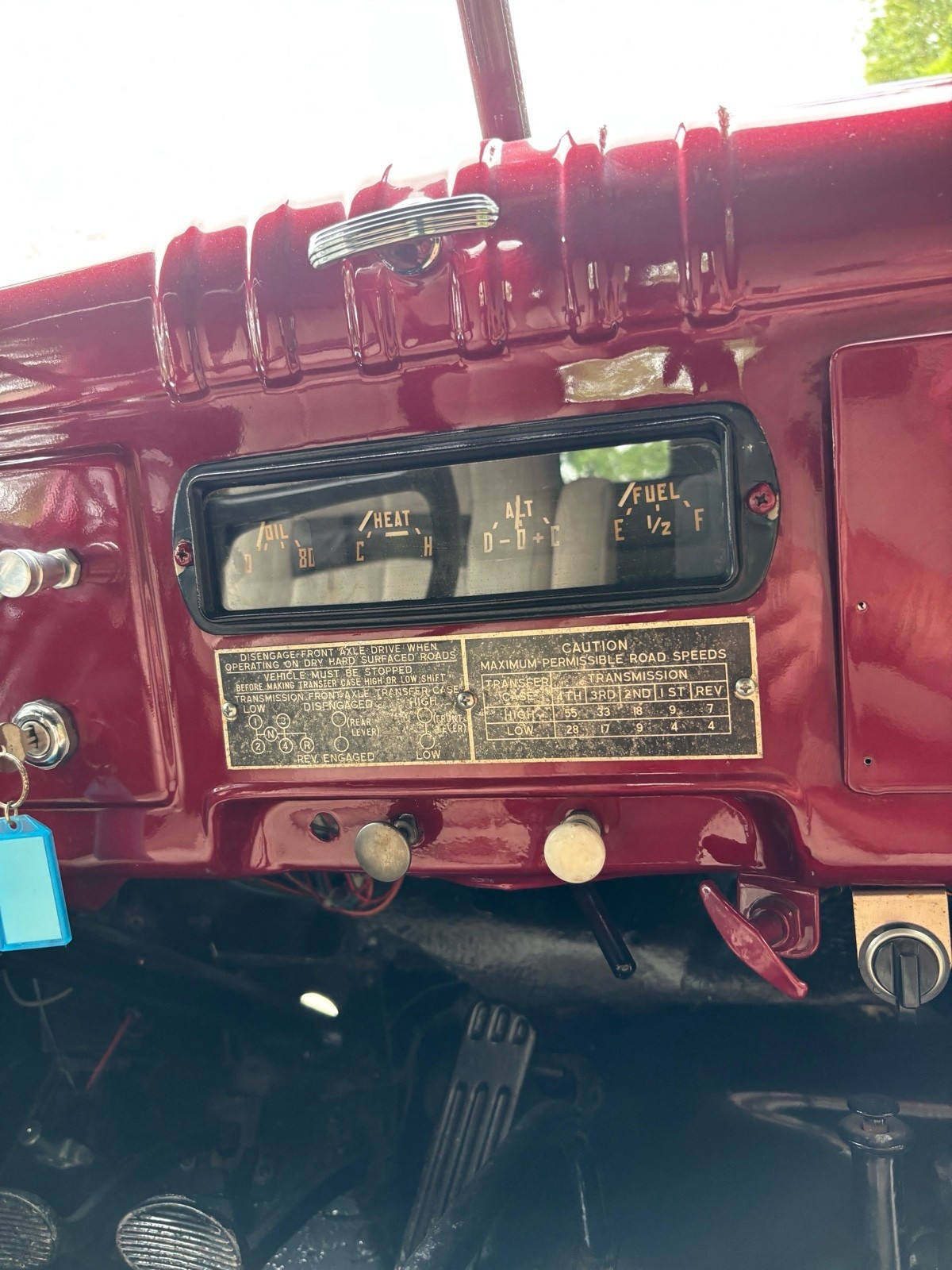 Dodge-Power-Wagon-1968-9