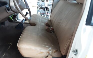 Dodge-Power-ram-50-4x4-diesel-1988-13