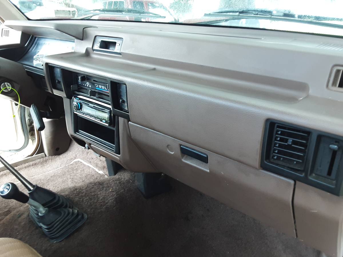 Dodge-Power-ram-50-4x4-diesel-1988-17