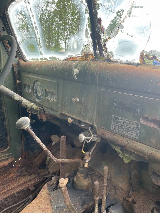 Dodge-Power-wagon-1948-brown