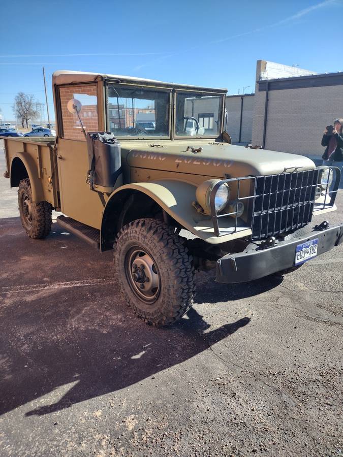 Dodge-Power-wagon-1954-5