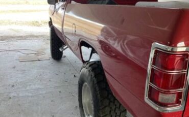 Dodge-Power-wagon-1983-Red-Black-11
