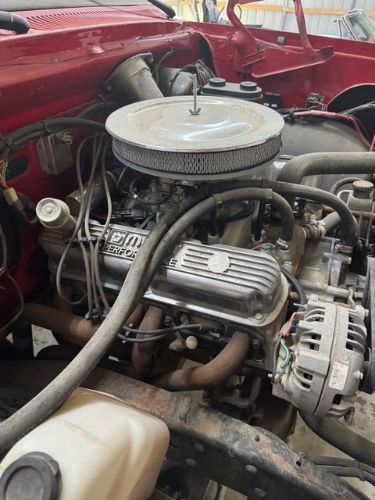 Dodge-Power-wagon-1983-Red-Black-4