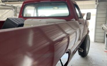Dodge-Power-wagon-1983-Red-Black-9