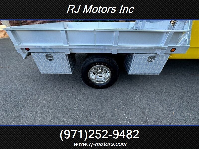 Dodge-RAM-350-1993-Truck-21