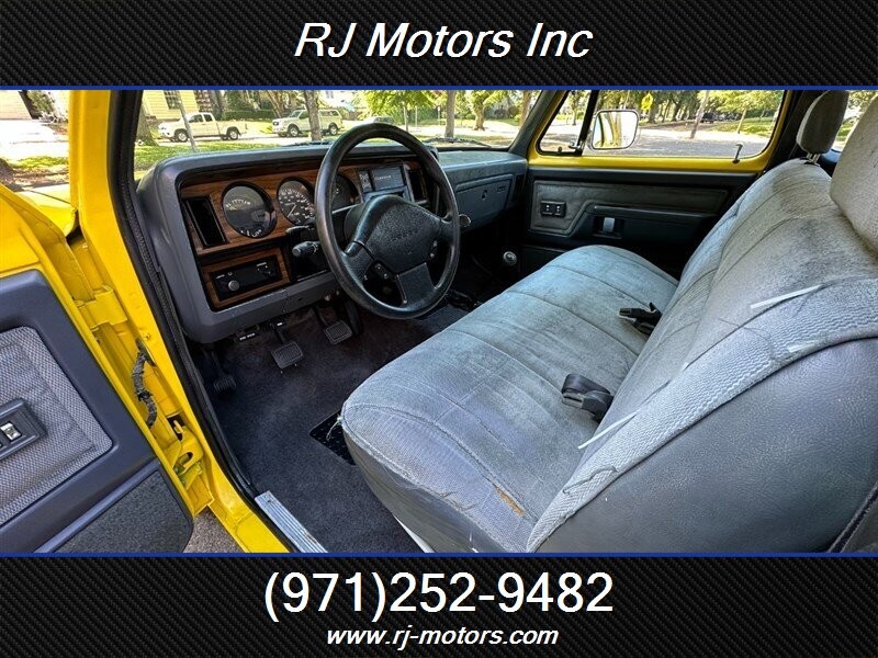 Dodge-RAM-350-1993-Truck-23