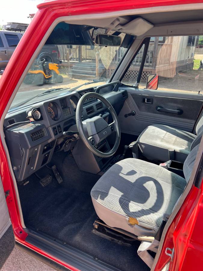 Dodge-Raider-1987-red-6