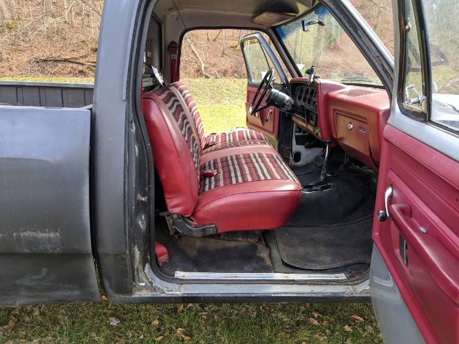 Dodge-Ram-1982-8
