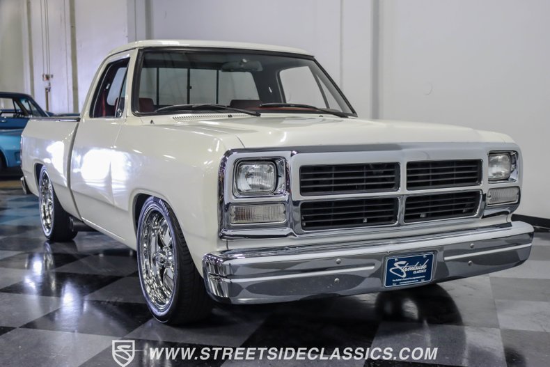 Dodge-Ram-1991-White-Red-16