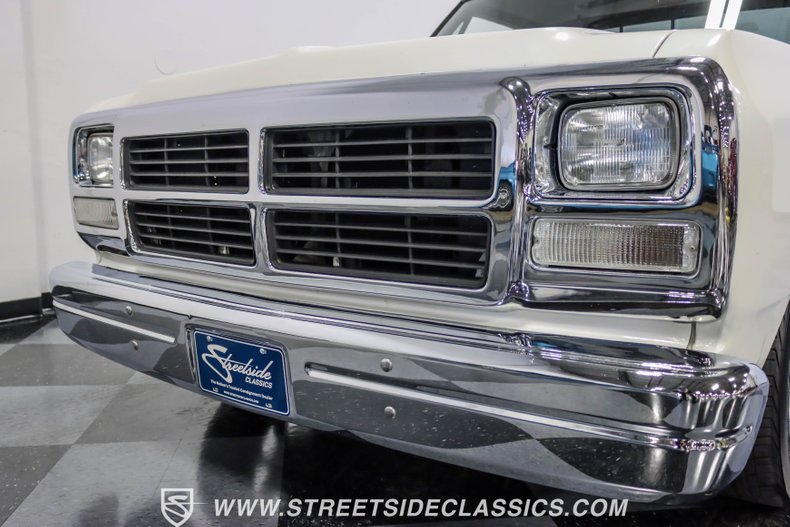 Dodge-Ram-1991-White-Red-19