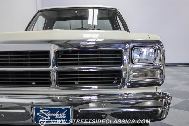Dodge-Ram-1991-White-Red-20