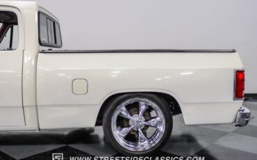 Dodge-Ram-1991-White-Red-24
