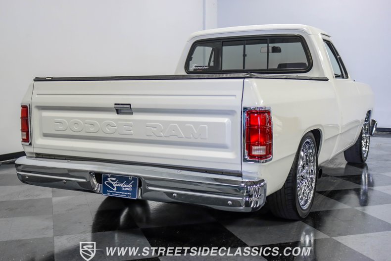 Dodge-Ram-1991-White-Red-25