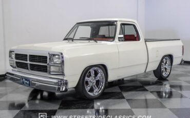 Dodge-Ram-1991-White-Red-3