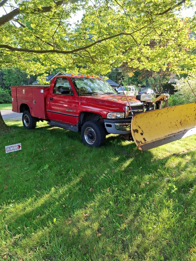 Dodge-Ram-2500-1994-red