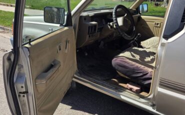 Dodge-Ram-50-convertible-cab-1989-silver-5