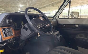 Dodge-Ram-van-2500-1991-white-14