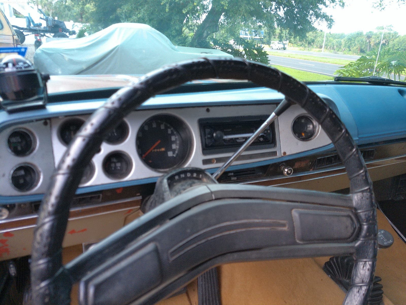 Dodge-Ramcharger-1977-SUV-10