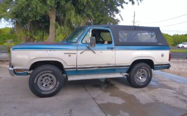 Dodge Ramcharger 1977 SUV