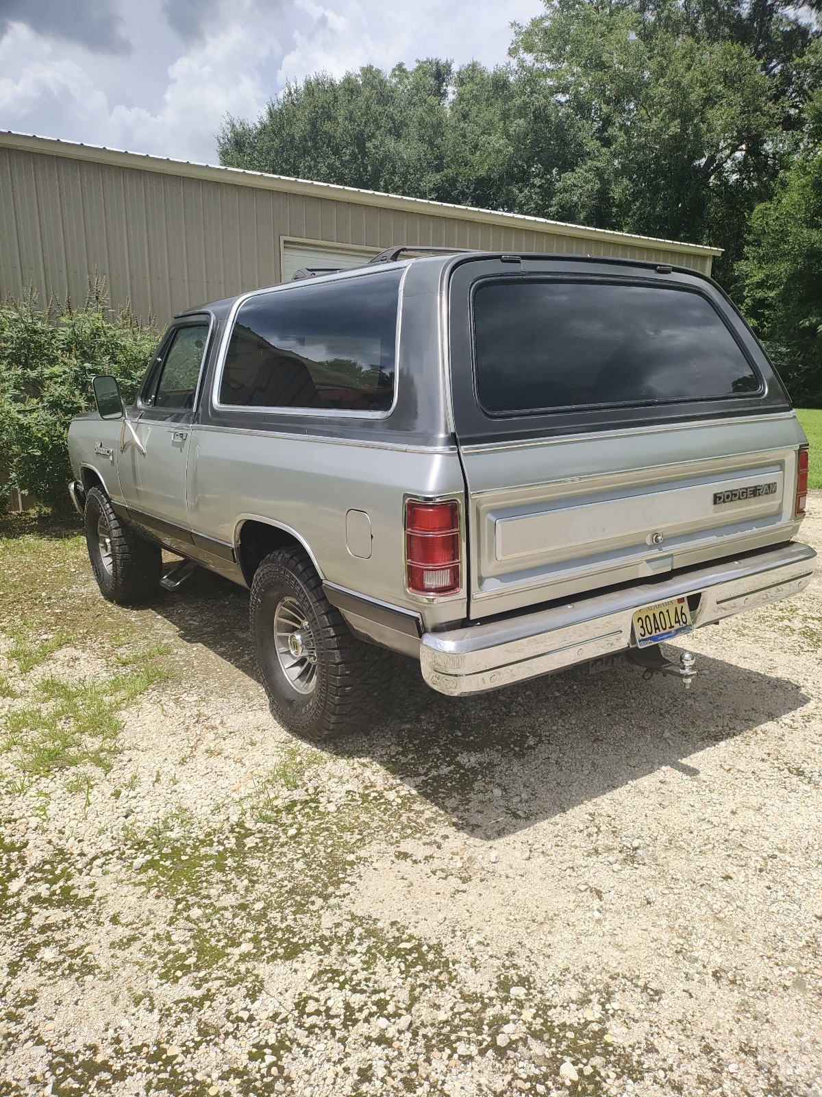 Dodge-Ramcharger-1987-14