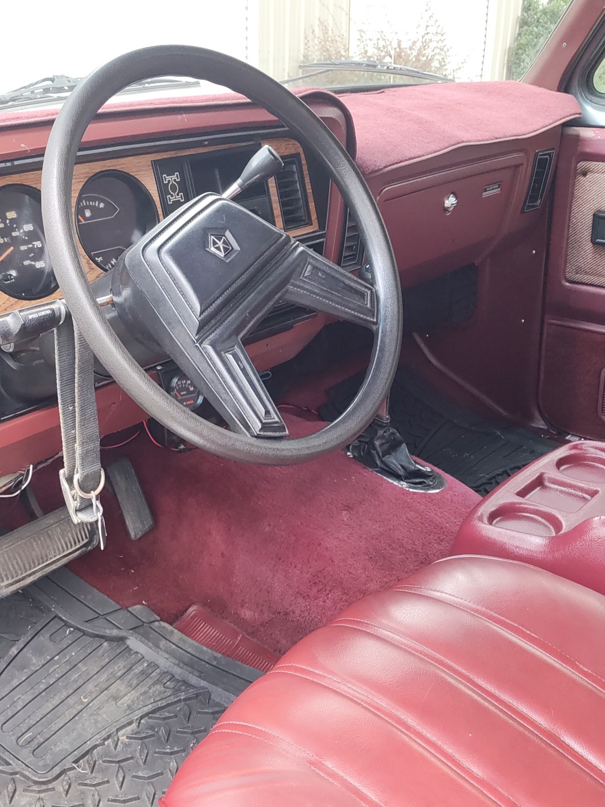 Dodge-Ramcharger-1987-20