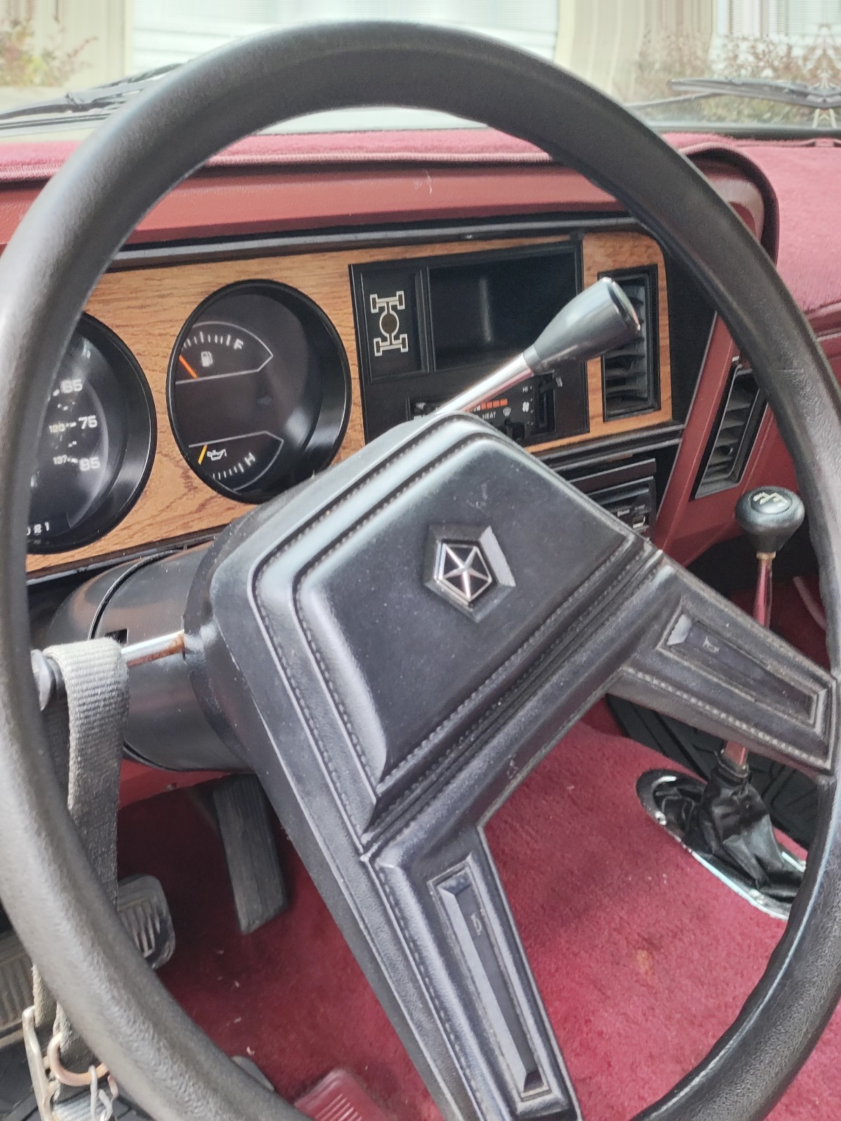Dodge-Ramcharger-1987-21