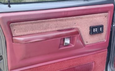Dodge-Ramcharger-1987-22