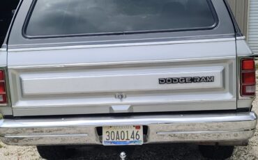 Dodge-Ramcharger-1987-9